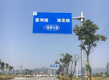 长春标志杆：引领潮流，打造城市新形象